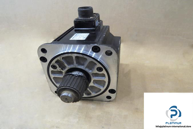 yaskawa-sgmgh-09dca2f-ac-servo-motor4_675x450