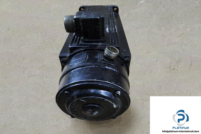 indramat-mac-090c-0-kd-servo-motor3_675x450