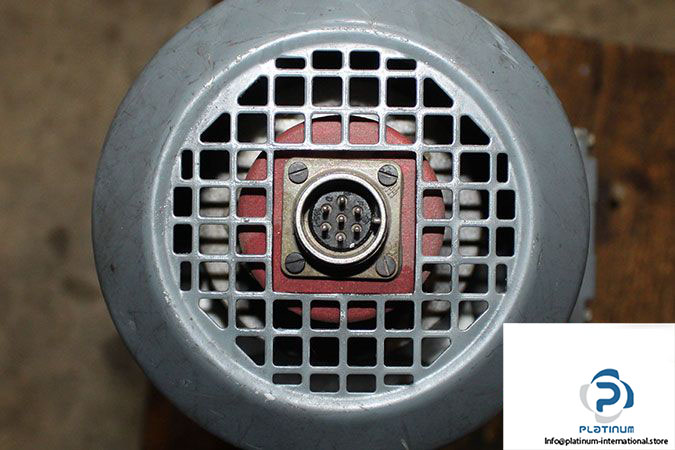 sew-dft80n4_bmg_ev1a-geared-motor-4
