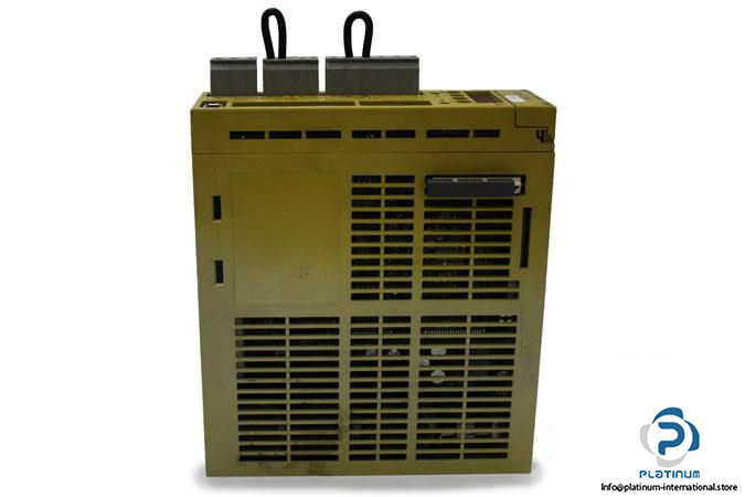 yaskawa-sgdh-10ae-servopack6_675x450