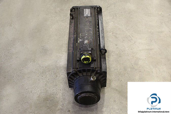 indramat-mac112d-0-fd-3-c_130-a-2_s013-permanent-magnet-motor2