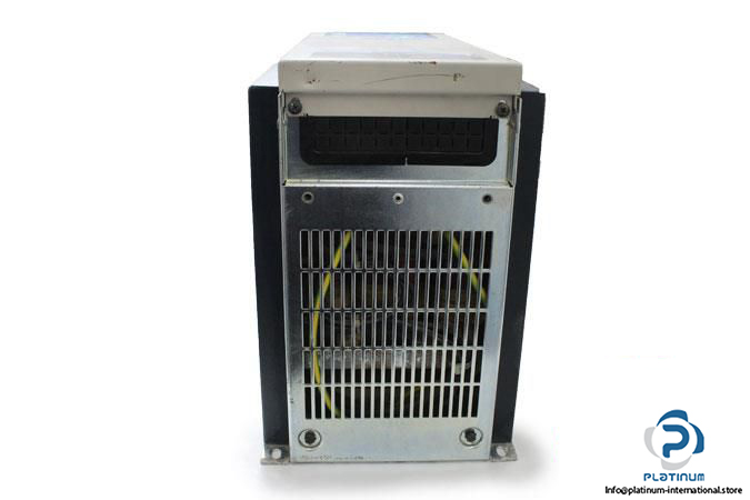 tech-m1b022aaba00-frequency-inverter4_675x450