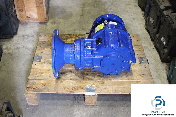 rossi-mr-c2e-353fo1c-right-angle-shaft-gearmotor-2