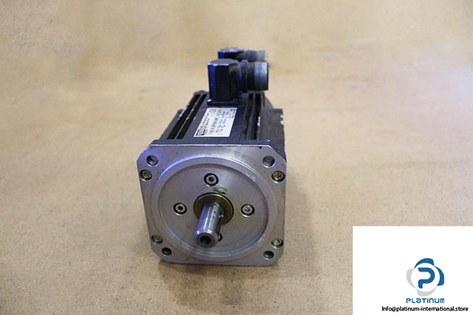 keb-01sm000-3200-servo-motor3_675x450