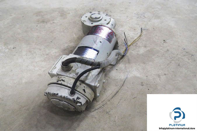 lenze-pm-13-121-55-4-5-6-servo-motor-4