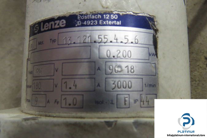 lenze-pm-13-121-55-4-5-6-servo-motor-1