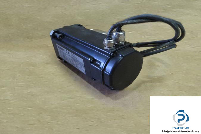 beckhoff-am3023-1c20-servo-motor3_675x450