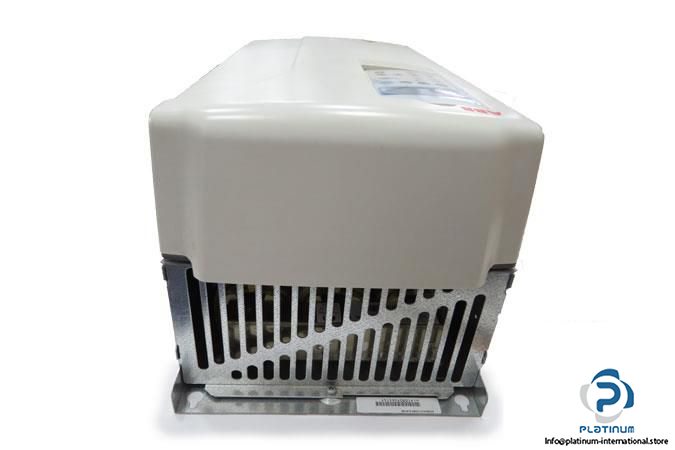abb-acs800-01-0060-3d150-frequency-converter6_675x450