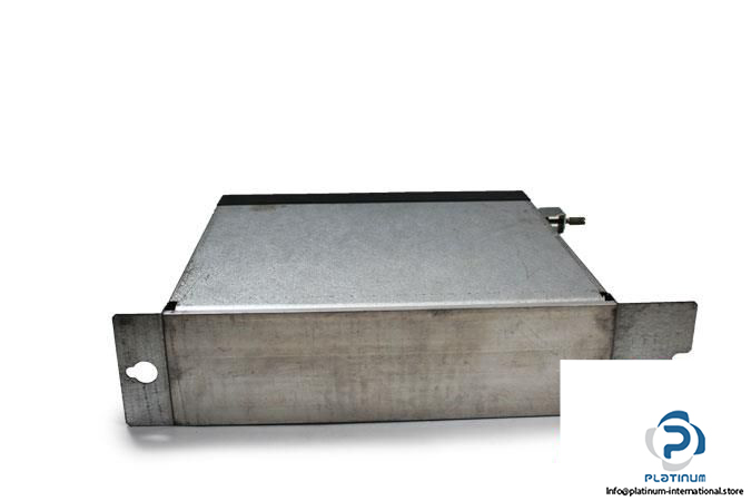 elau-mc-4-11-03-400-pacdrive6_675x450
