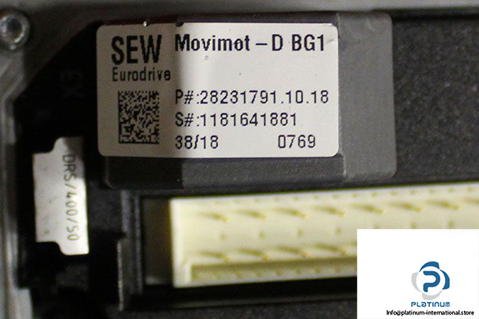 sew-ka19_t-drs71s4be05_mm05_iv_ln-helical-bevel-gearmotor-6
