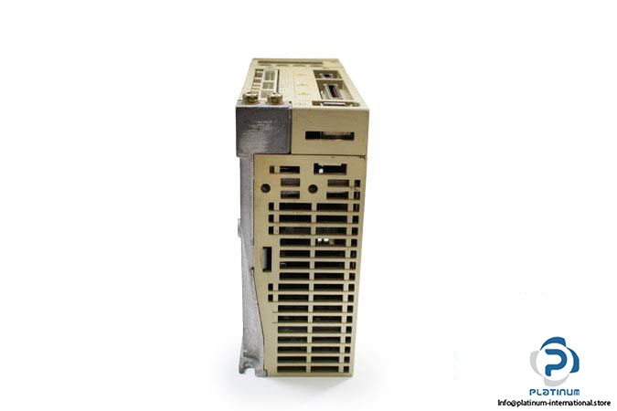 omron-r88d-wt02h-ac-servo-drive4_675x450