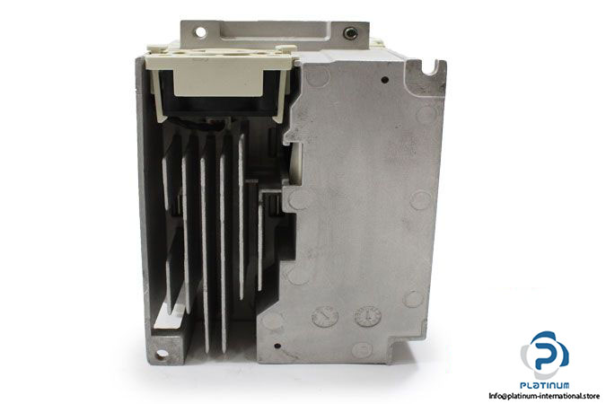 toshiba-vfs11-4015pl-wp-r5-transistor-inverter-4