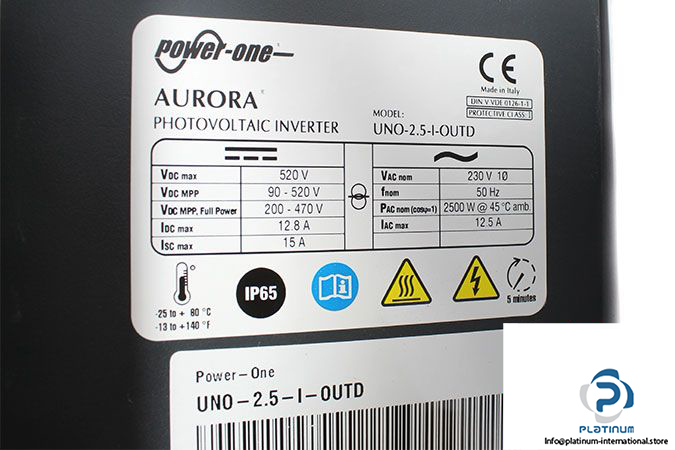 power-one-uno-2-5-i-outd-inverter-4