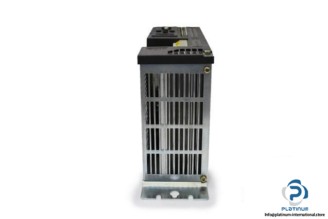 keb-05f0r03-1228-frequency-converter3_675x450
