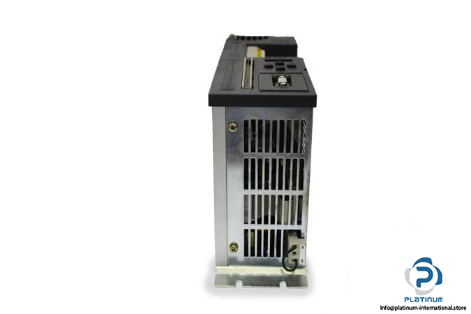 keb-05f0r03-1228-frequency-converter4_675x450