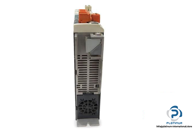 schneider-lxm32cd18n4-motion-servo-drive5_675x450