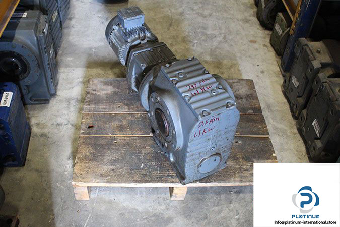 sew-sa87-r57dt90s4-helical-worm-gearmotor-2