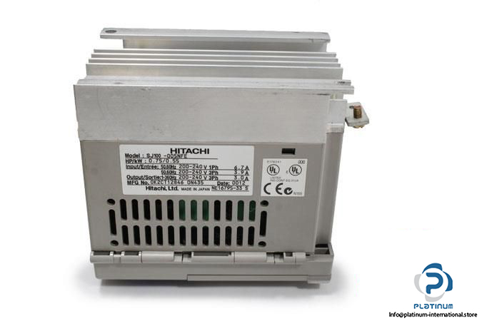 hitachi-sj100-005nfe-frequency-inverter5_675x450