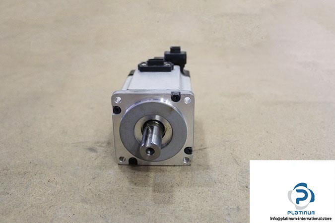 omron-r88m-k40030h-s2-ac-servo-motor3_675x450