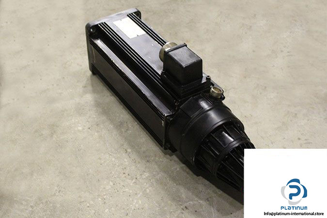 indramat-093c-0-fs-4-c_110-a-3_wi520lv-permanent-magnet-servo-motor-1