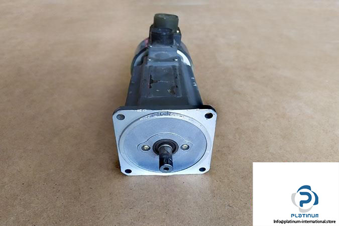 mitsubishi-ha33c-s-ac-servo-motor3_675x450