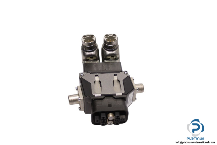 schneider-ILM62DCC000-connection-box(used)-1