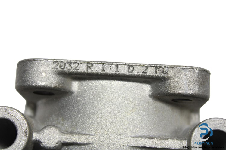 poggi-2032-R11-D2-MQ-right-angle-gearbox(new)-3