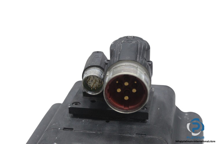 lenze-MCS19P30-RS0P2-A28N-ST5S00N-R2SU-servo-motor(used)-2