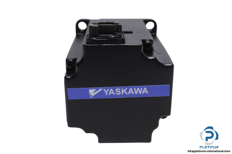 yaskawa-SGM7J-02AFD21-ac-servo-motor-new-3
