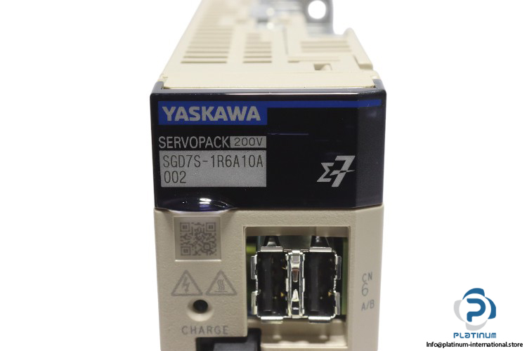 yaskawa-SGD7S-1R6A10A002-servopack-new-3