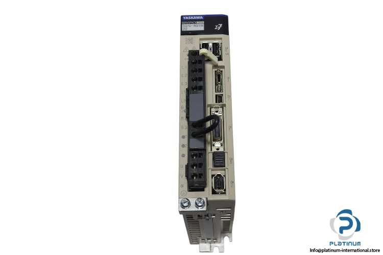 yaskawa-SGD7S-1R6A10A002-servopack-new-4