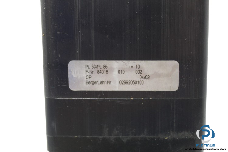 berger-lahr-VRDM3913_50LWBOB-servo-motor-whit-gear-new-4