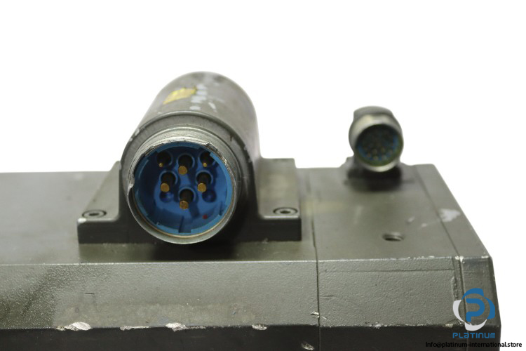 siemens-1FT6084-1AF71-3AH1-servomotor-used-1