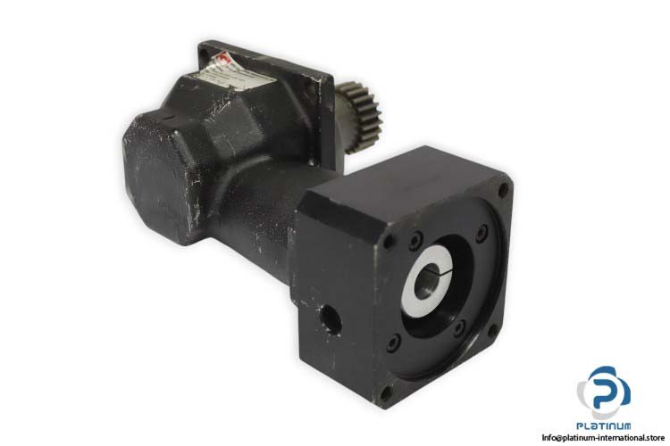 dyna-gear-DE-DG75-5.00_1-A21-right-angle-gearbox-used-1
