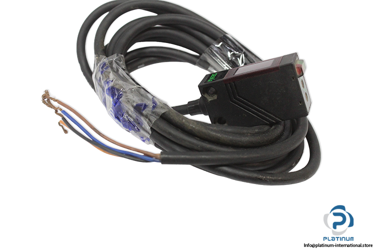 seeka-GMR2RSPN-retro-reflective-sensor-(Used)-1