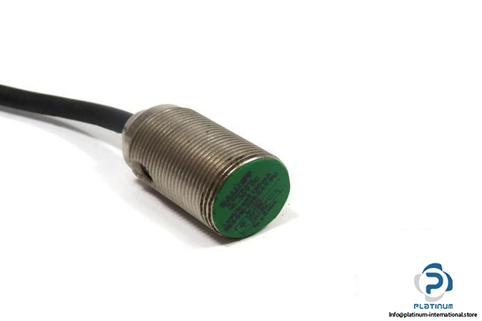 balluff-bes-516-326-e4-y-pu-inductive-sensor3_675x450