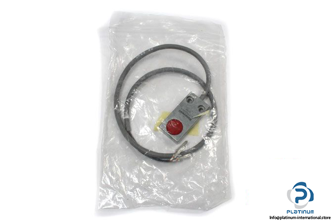 honeywell-922fs5-b9n-f-z758-inductive-proximity-sensor-3
