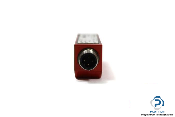 leuze-rk-974-d-l-photoelectric-retro-reflective-sensor4_675x450