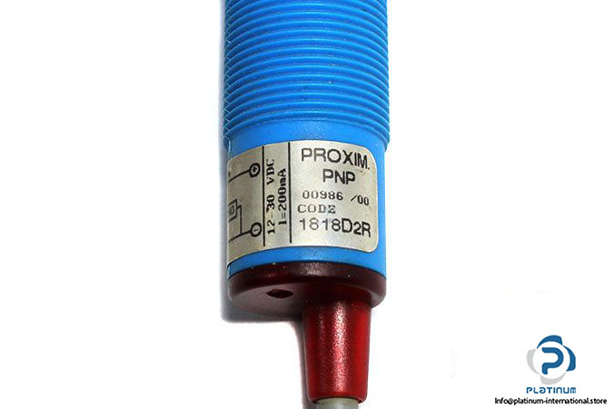 infra-1818d2r-proximity-sensor-2
