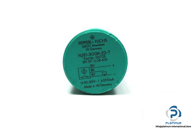 pepperlfuchs-nj10-30gk-e2-t-inductive-sensor5_675x450