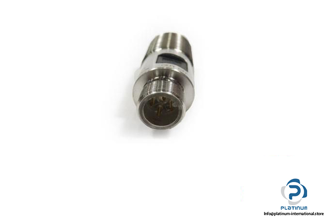 ifm-ogp500-retro-reflctive-sensor5_675x450