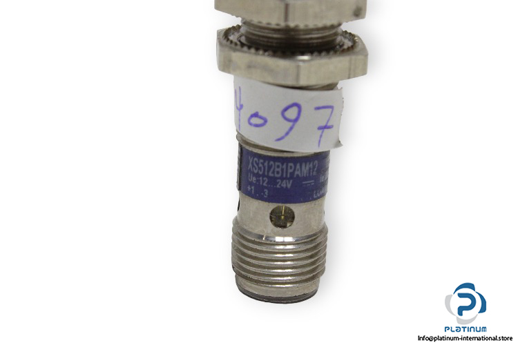 telemecanique-xs512b1pam12-inductive-proximity-sensor-used-1