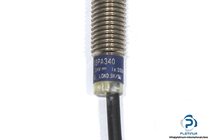 telemecanique-xs2n08pa340-inductive-sensor-2