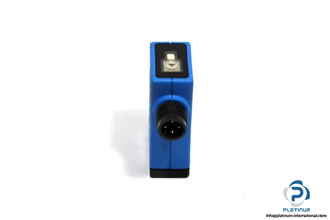 wenglor-tm11pct2-photoelectric-reflex-sensor4_675x450