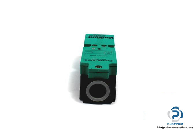 pepperlfuchs-nj25-u1y-e2-inductive-sensor4_675x450