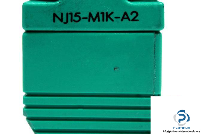 pepperlfuchs-nj15-m1k-a2-inductive-sensor5_675x450