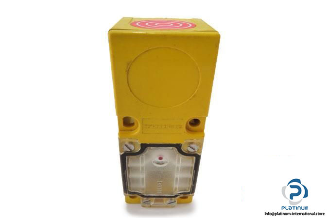 turck-mp-15h-vp4x-inductive-sensor3_675x450