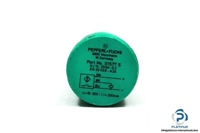 pepperlfuchs-nj15-30gk-e2-inductive-sensor3_675x450