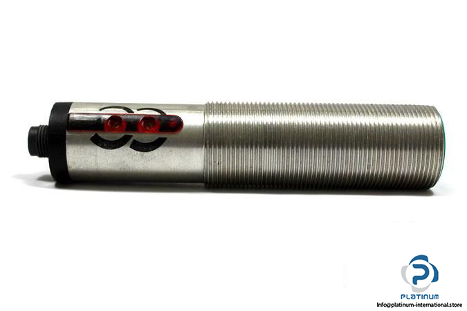 pepperlfuchs-uj300-30gm-e2-v1-ultrasonic-sensor4_675x450