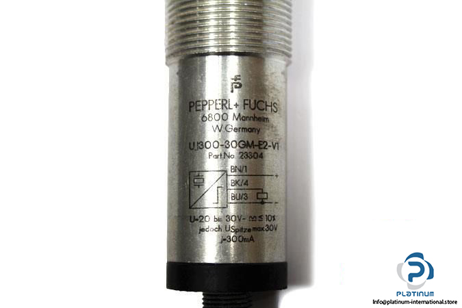 pepperlfuchs-uj300-30gm-e2-v1-ultrasonic-sensor6_675x450